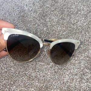 Womens Gucci sunglasses